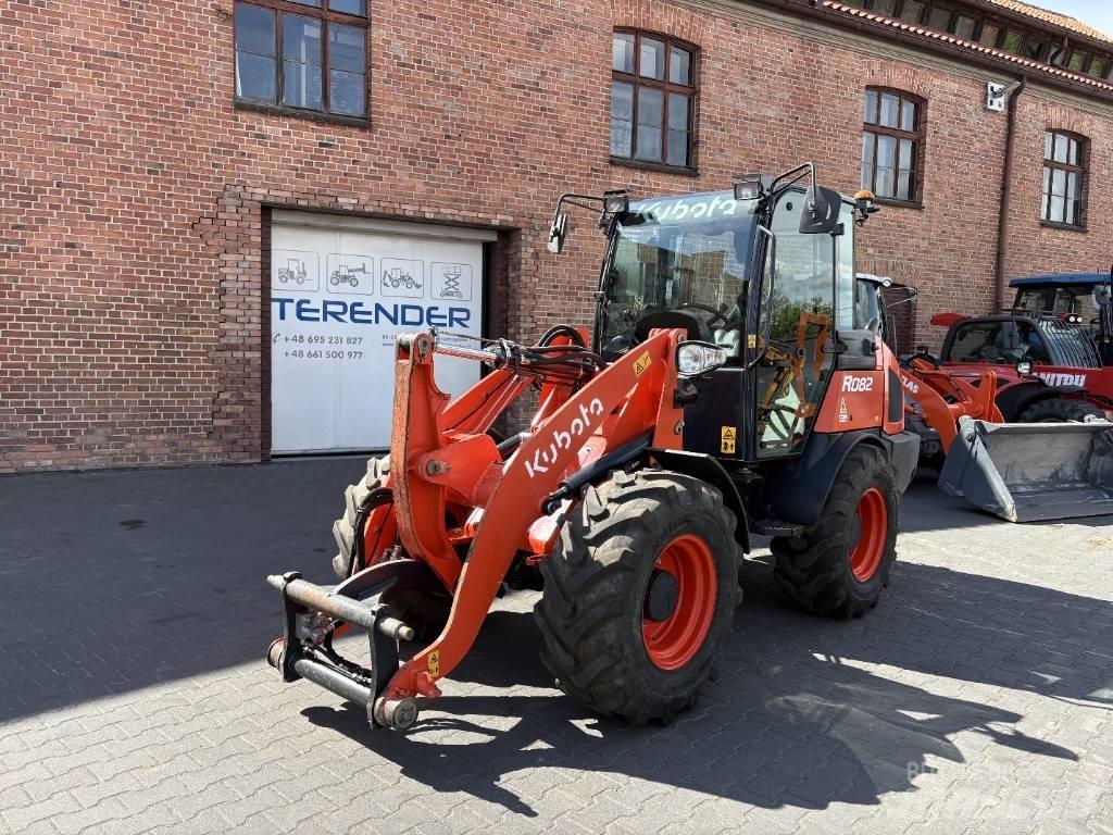 Kubota R 082 Kolesni nakladalci