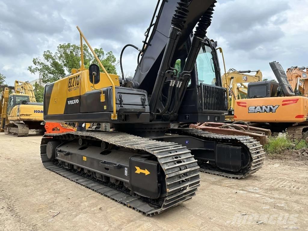 Volvo EC210D Bagri goseničarji