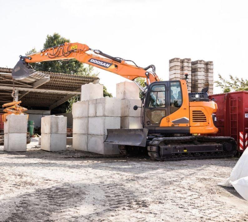 Develon DX140LCR-7 Bagri goseničarji