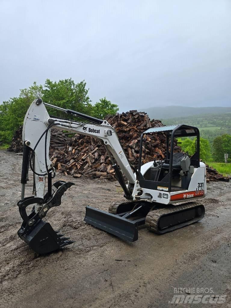 Bobcat 331G Mini bagri <7t