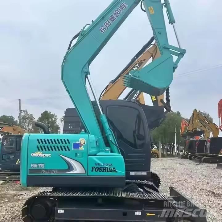 Kobelco SK75 Bagri goseničarji
