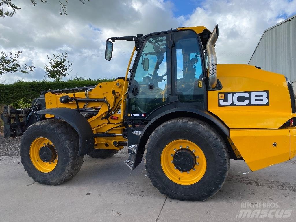 JCB Tm420s Kmetijski teleskopski nakladalci