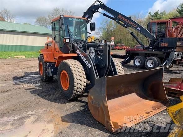 Doosan DL220-5 Kolesni nakladalci