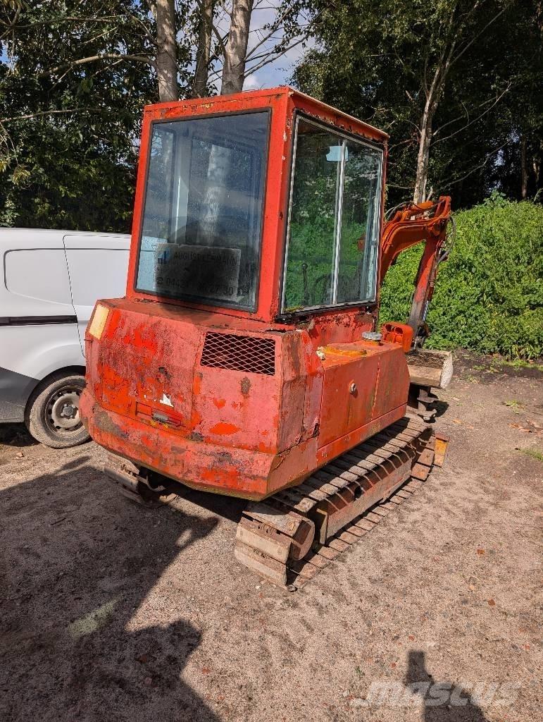 Komatsu PC 10-5 Mini bagri <7t