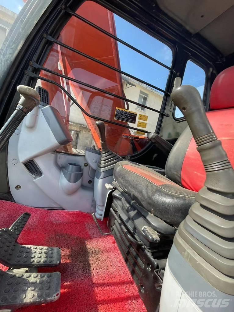 Hitachi ZX 120 Bagri goseničarji