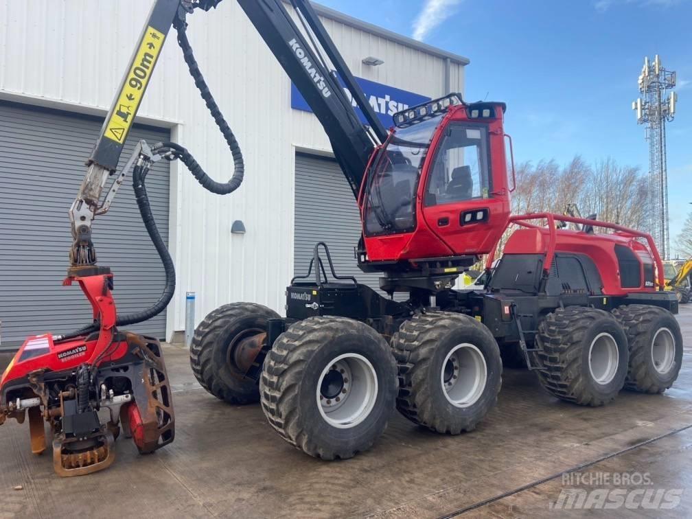 Komatsu 931XC Harvesterji