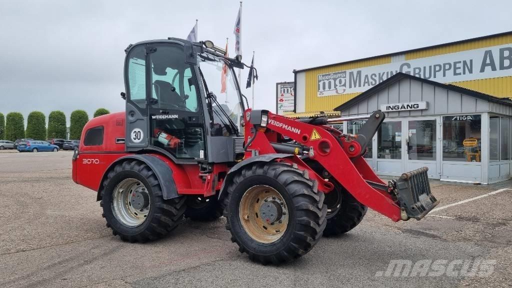 Weidemann 3070CX60 Kolesni nakladalci