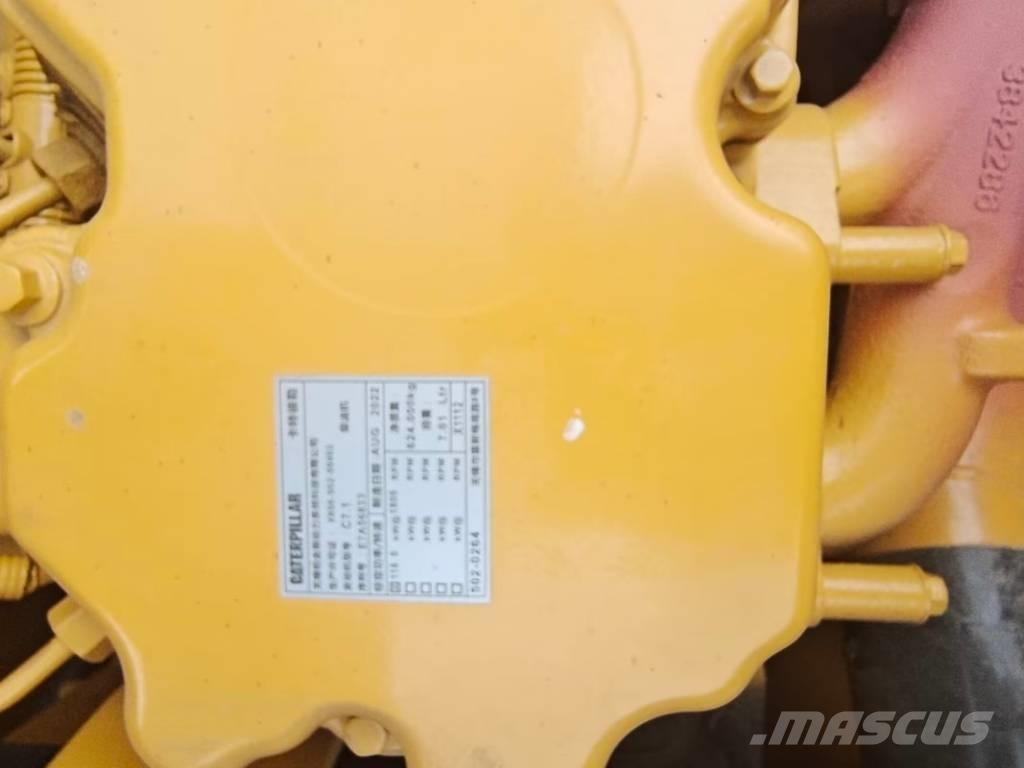 CAT 323 GC Bagri goseničarji