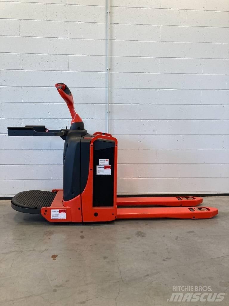 Linde T16P/1151-02 Električni nizko dvižni viličar s stojiščem