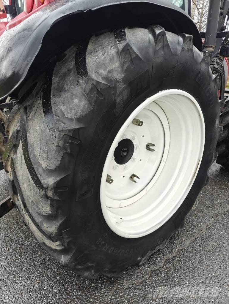 Valtra C 150 Traktorji