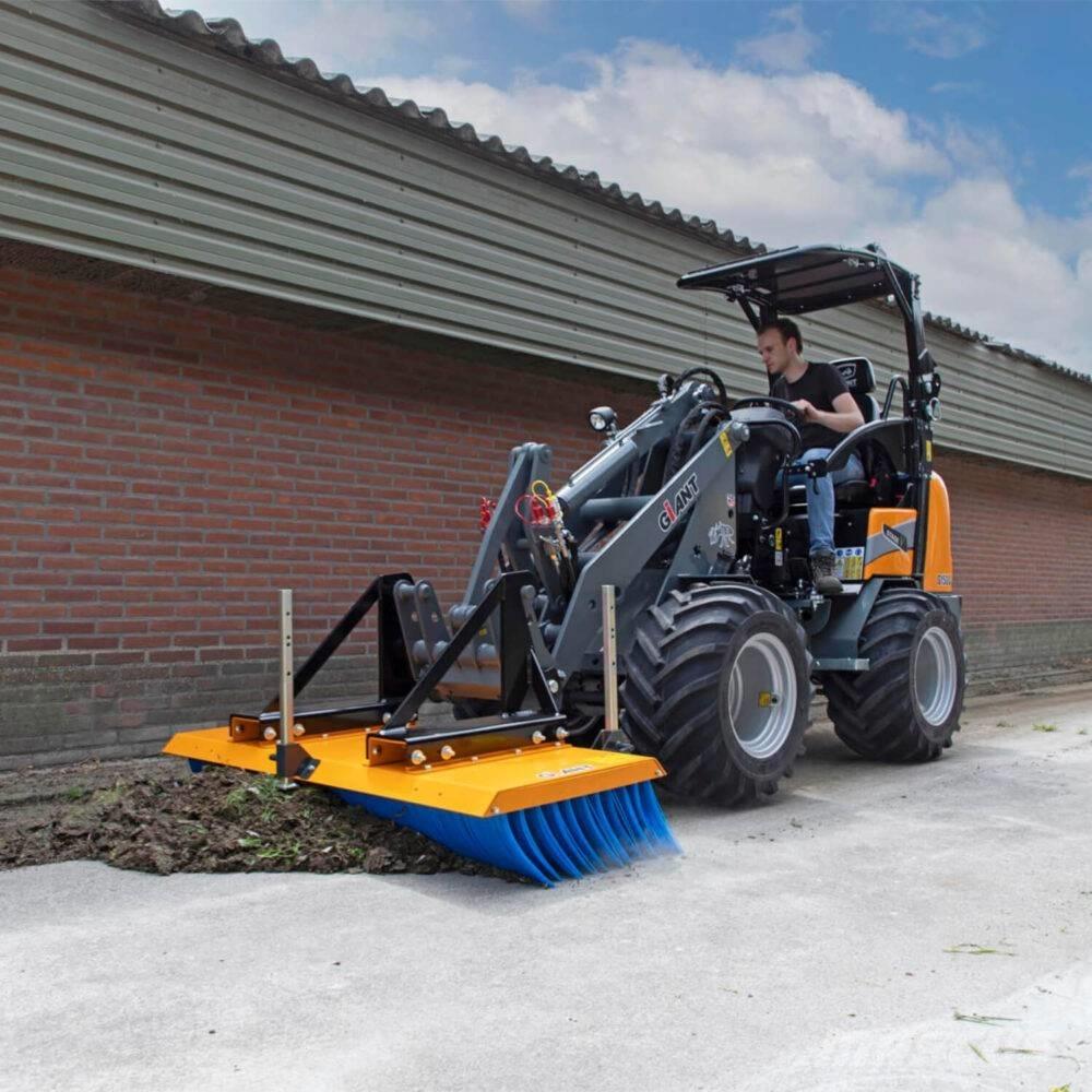 GiANT G 1500 Kolesni nakladalci