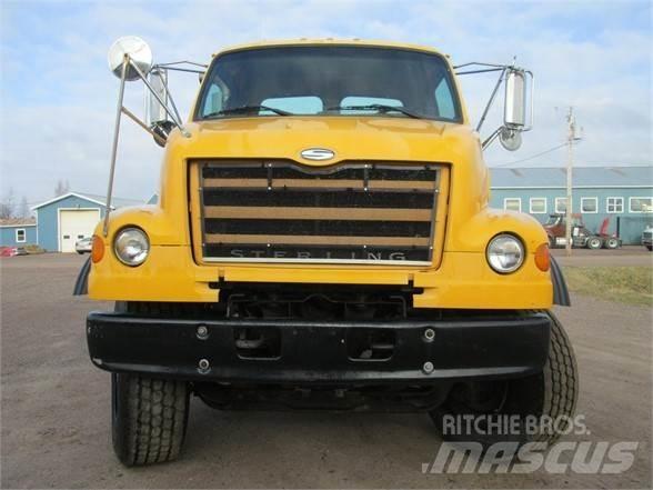 Sterling L7500 Tovornjaki-šasije