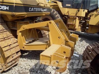 CAT D 5 H Buldožerji goseničarji