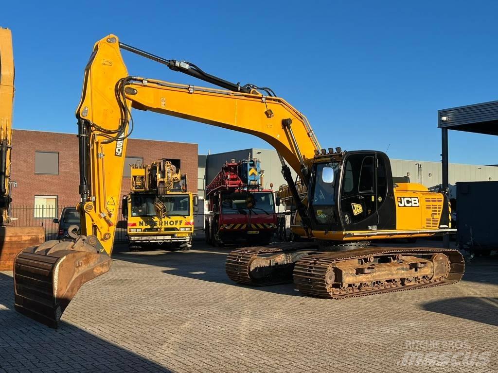 JCB JS 220 LC Bagri goseničarji