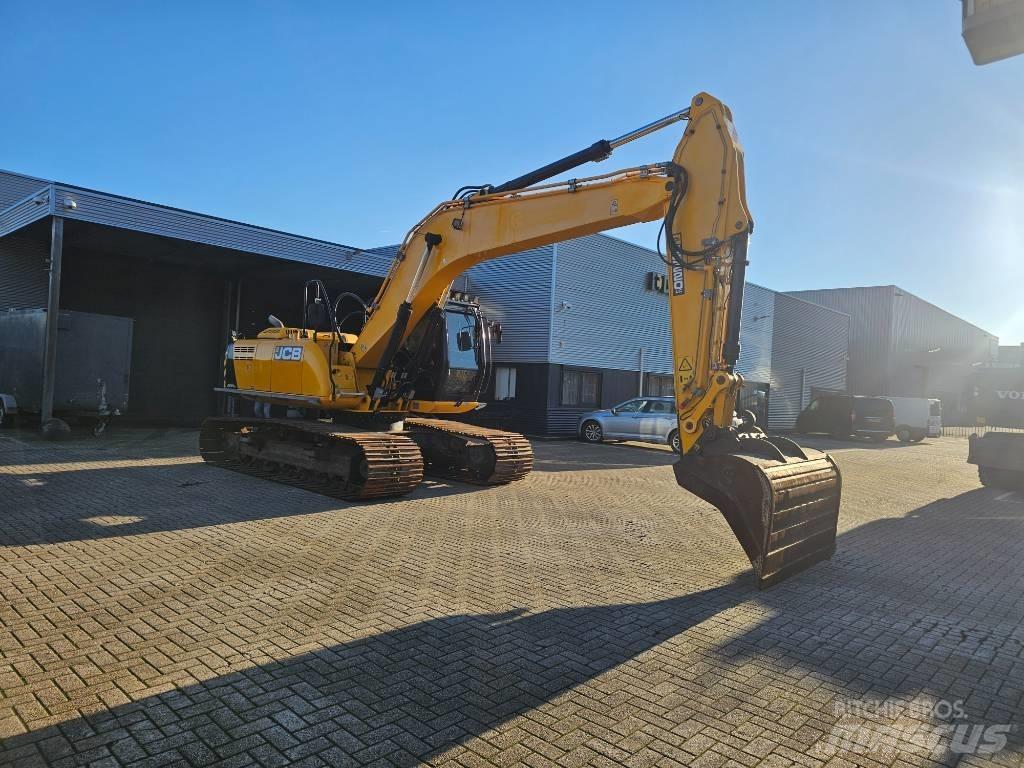 JCB JS 220 LC Bagri goseničarji