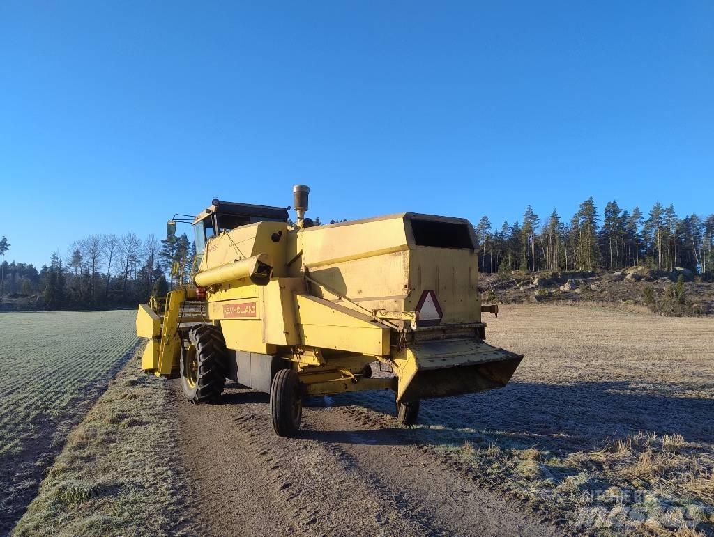New Holland 8030 Kombajni