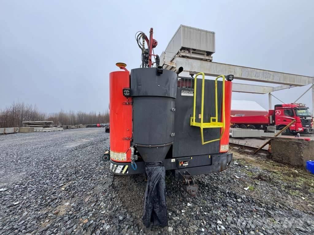 Sandvik DX800 Terenske vrtalne naprave