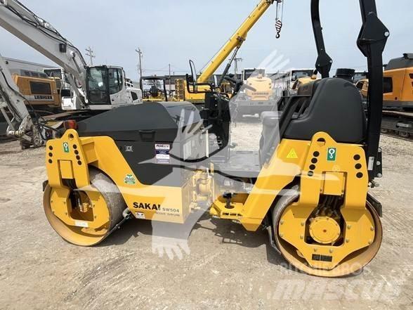 Sakai SW504W Enojni valjarji