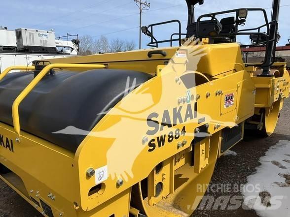 Sakai SW884 Enojni valjarji