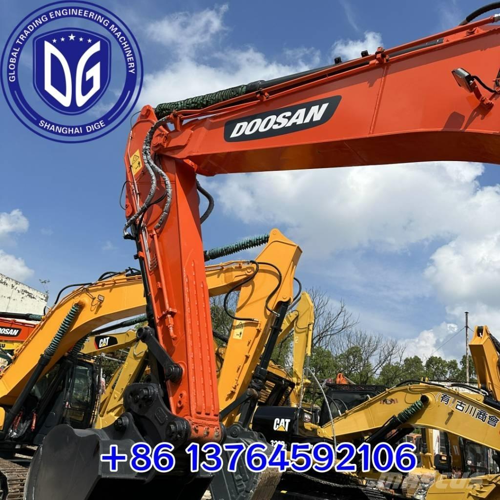Doosan DX300LC-9C Bagri goseničarji