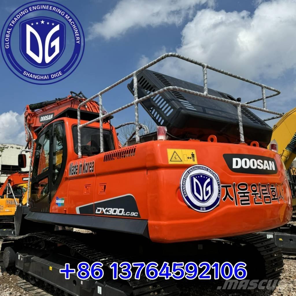 Doosan DX300LC-9C Bagri goseničarji