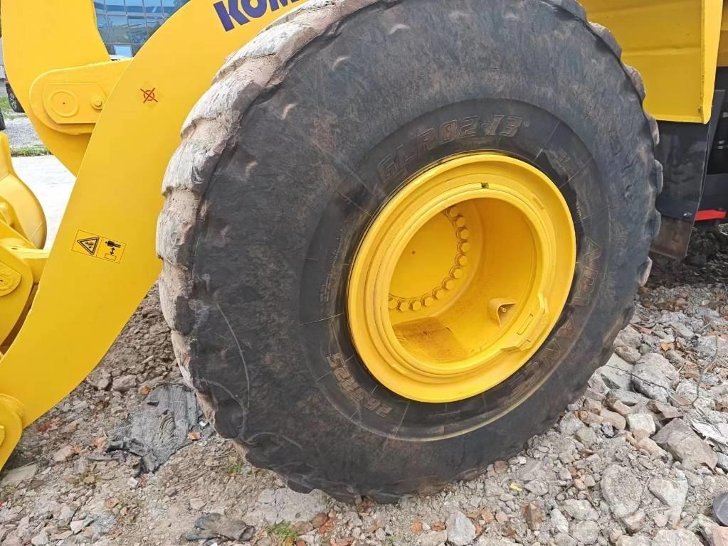 Komatsu WA 470-6 Kolesni nakladalci