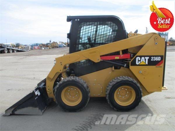 CAT 236 D Skid steer mini nakladalci