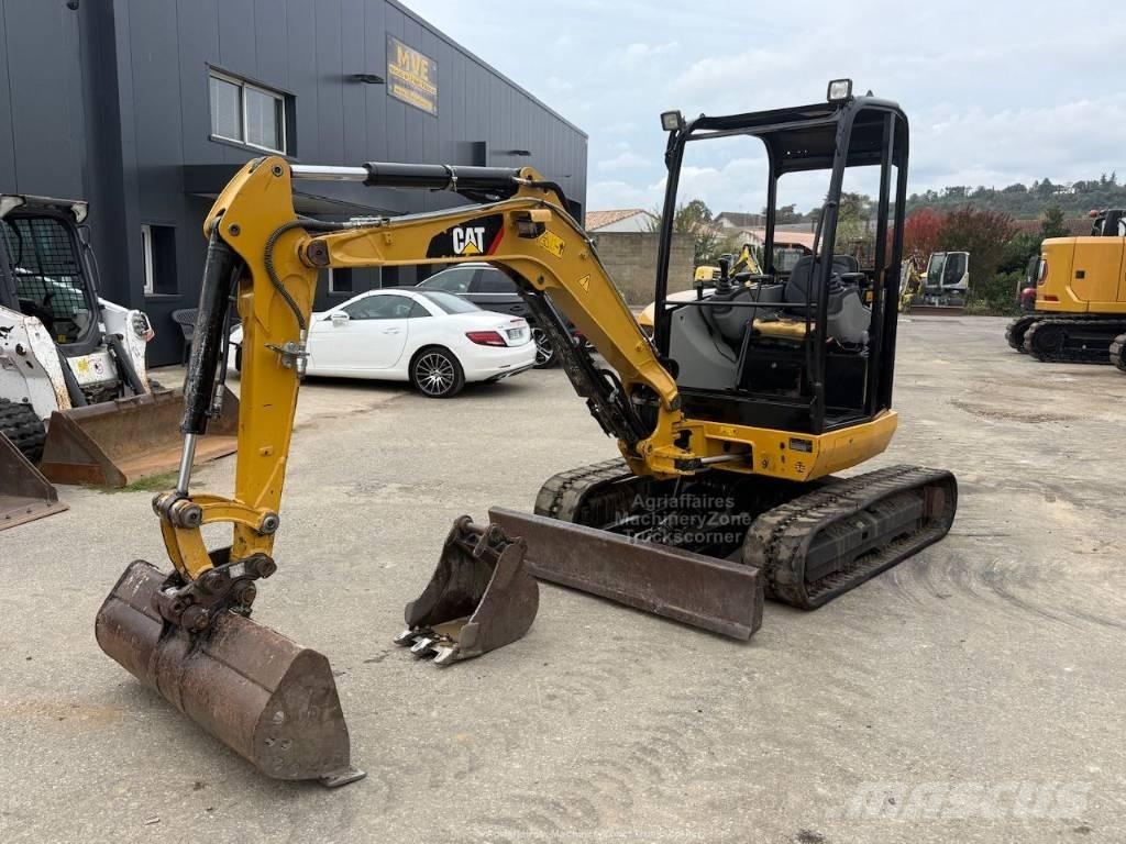CAT 302.7 CR Mini bagri <7t