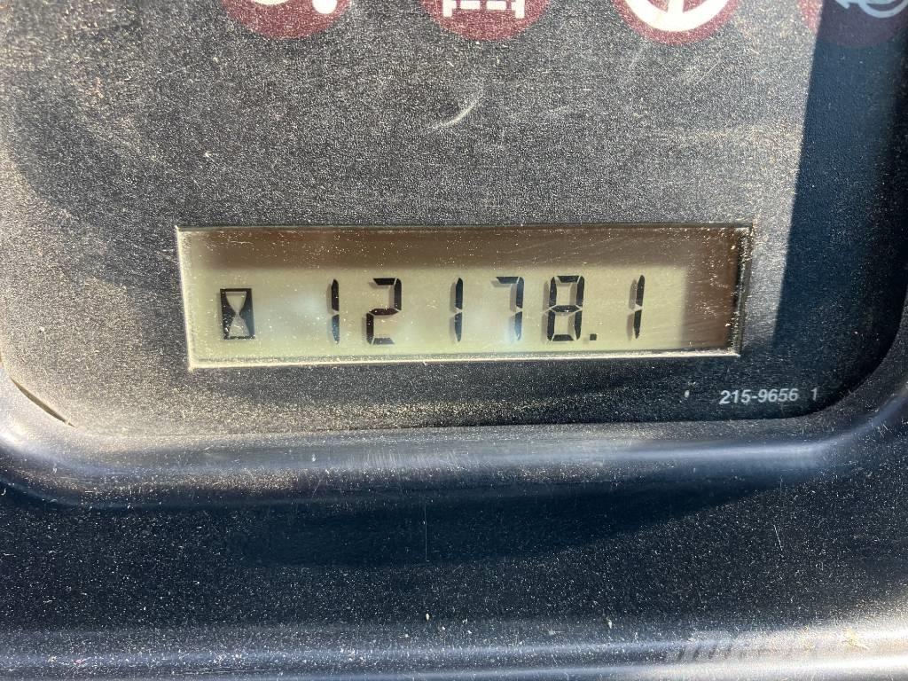 CAT 826 H Kompaktorji tal