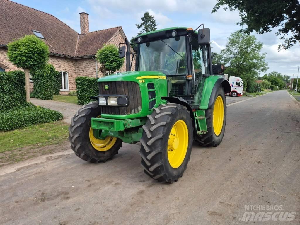 John Deere 6130 Traktorji