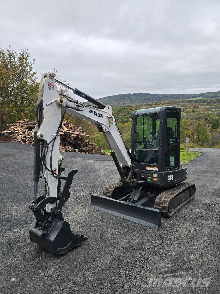Bobcat E 35 Mini bagri <7t