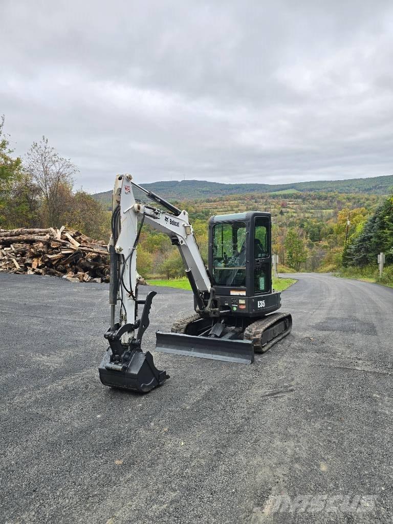Bobcat E 35 Mini bagri <7t