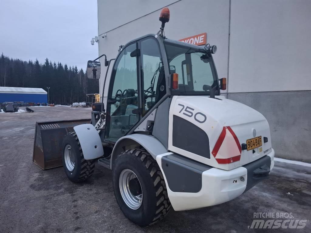 Kramer 750 Kolesni nakladalci