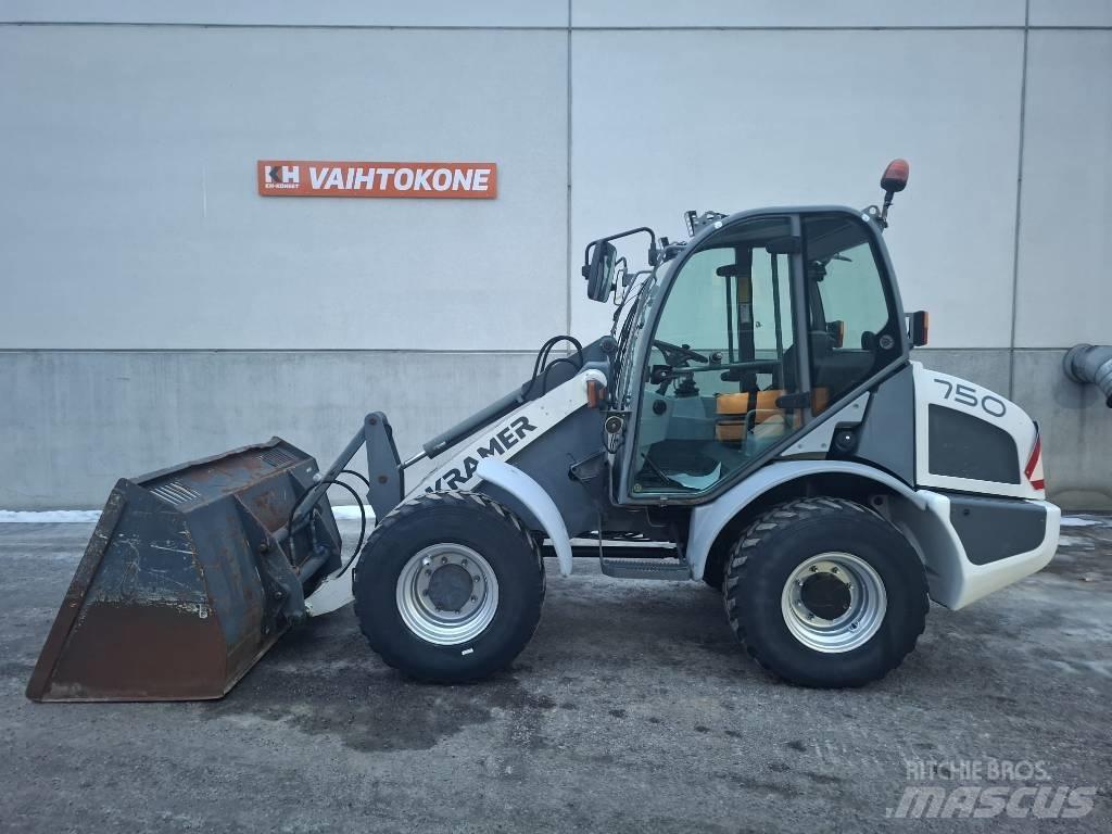 Kramer 750 Kolesni nakladalci