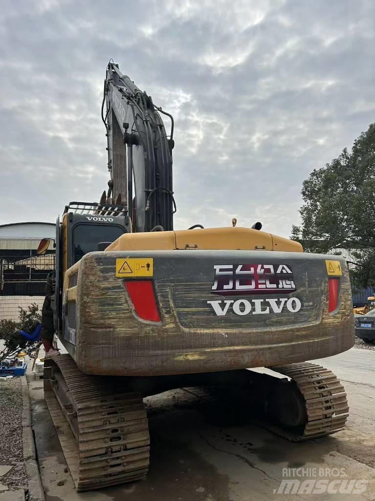 Volvo 240DL Bagri goseničarji