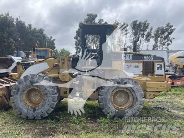 CAT 928G Kolesni nakladalci