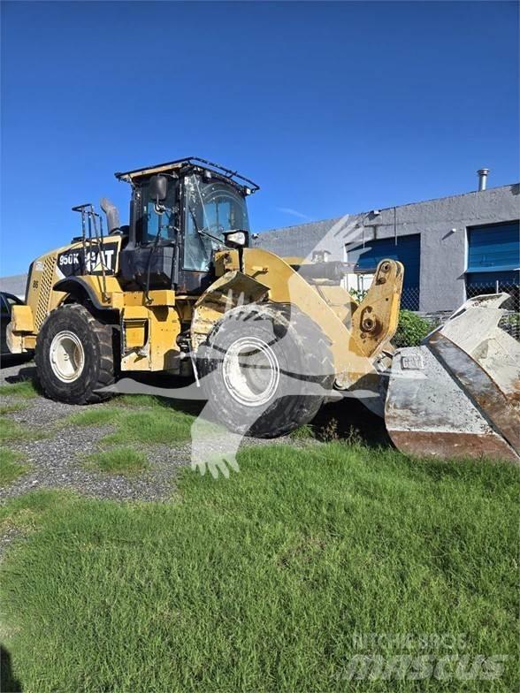 CAT 950K Kolesni nakladalci