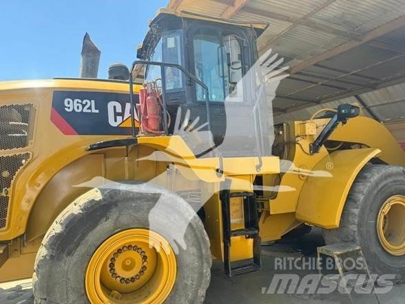 CAT 962L Kolesni nakladalci