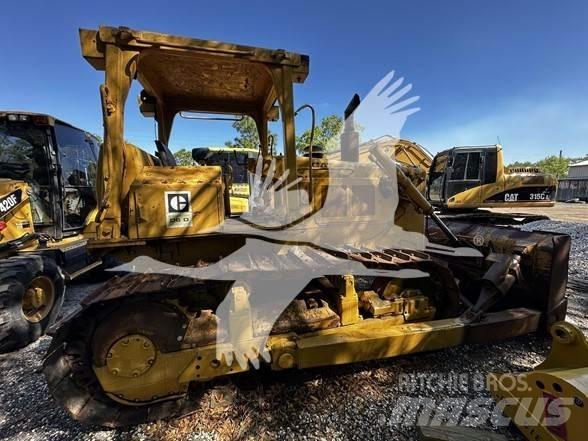 CAT D6D Buldožerji goseničarji