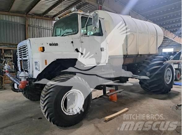 Ford 8000 Tovornjaki za vodo