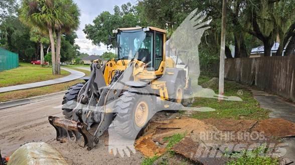 Volvo L70G Kolesni nakladalci