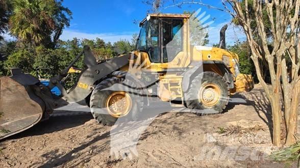 Volvo L70G Kolesni nakladalci
