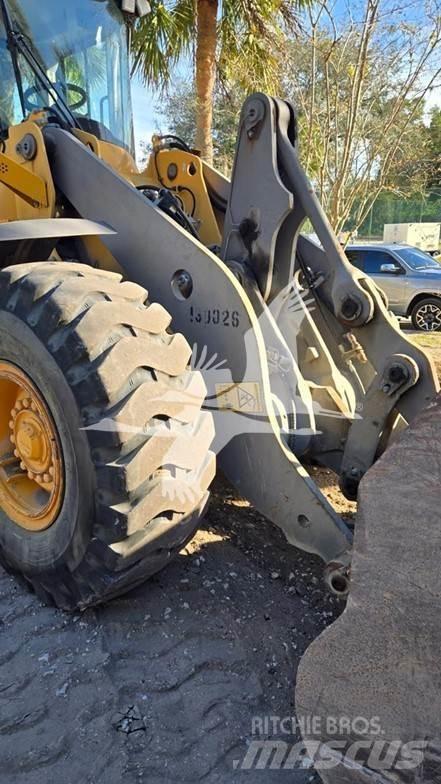 Volvo L70G Kolesni nakladalci
