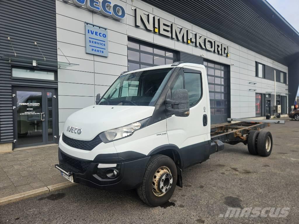 Iveco Daily 70C17 Zabojni kombi