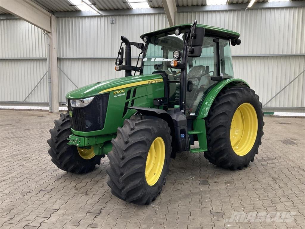 John Deere 5090M Traktorji