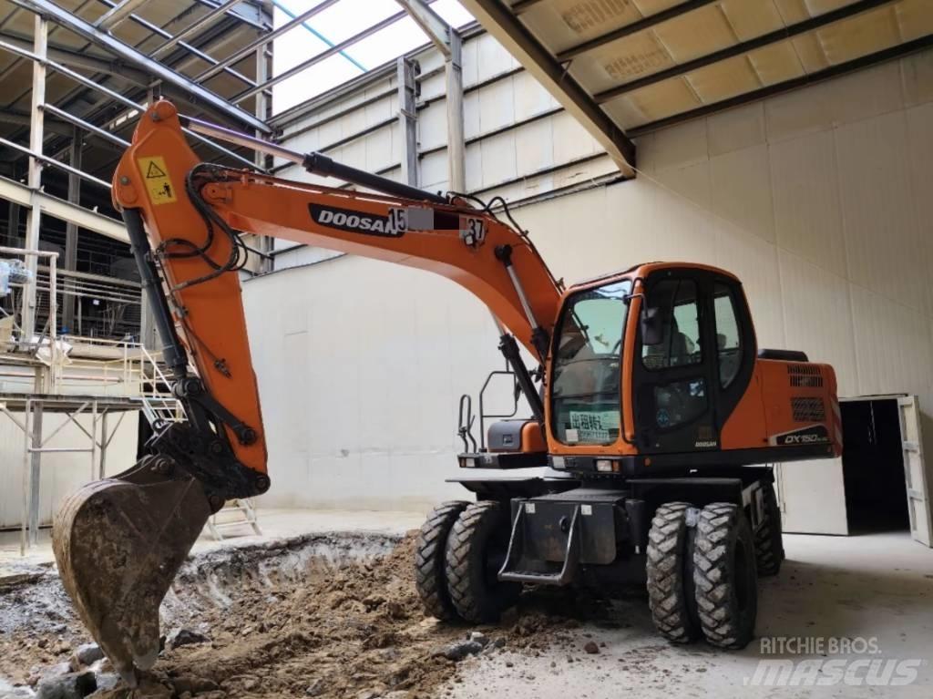 Doosan DX 150W-9C Bagri na kolesih