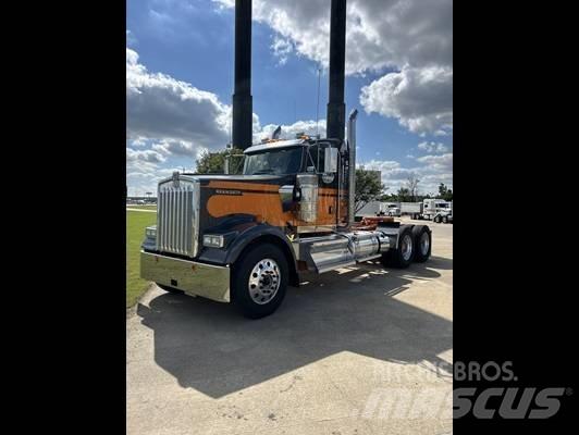 Kenworth W 900 Vlačilci