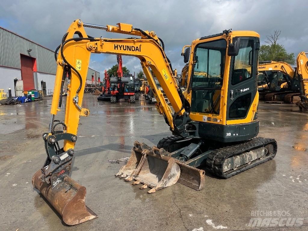 Hyundai R30 Z-9AK Mini bagri <7t