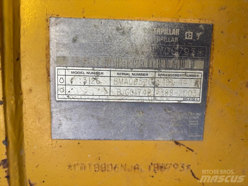 CAT D 6 N LGP Buldožerji goseničarji