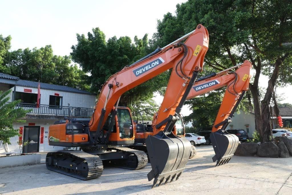 Develon DX 205 Midi bagri 7t – 12t